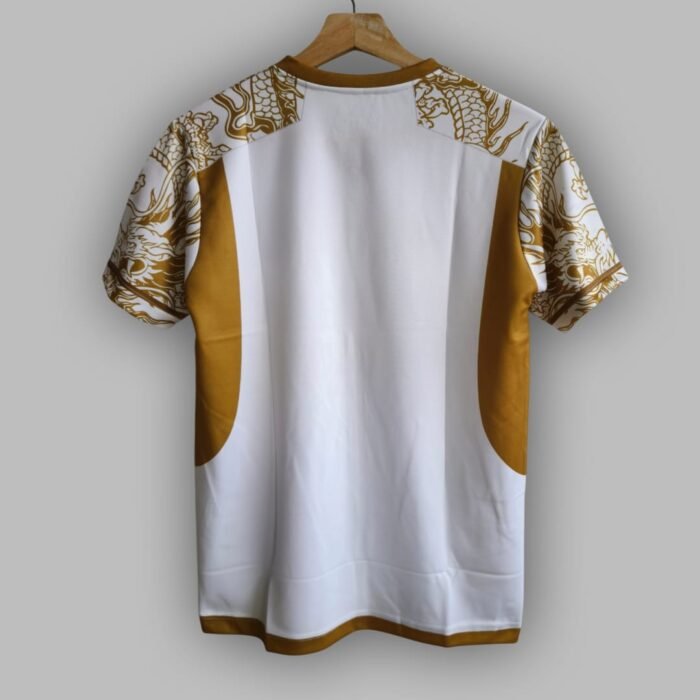 REAL MADRID SPECIAL GOLD JERSEY (2)