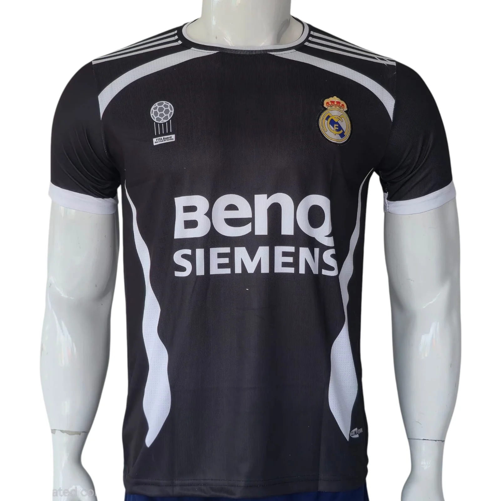 WhatsApp Image 2026-09-28 at 11.47.28 AM Real Madrid 2006–07 "La Liga Champions" Away Jersey - Image 1