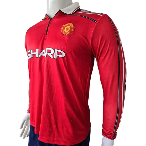 Manchester United 1998/99 Longsleeve Jersey side view
