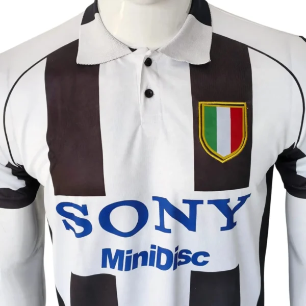 Juventus 1997/98 Home Retro Polo Jersey side view