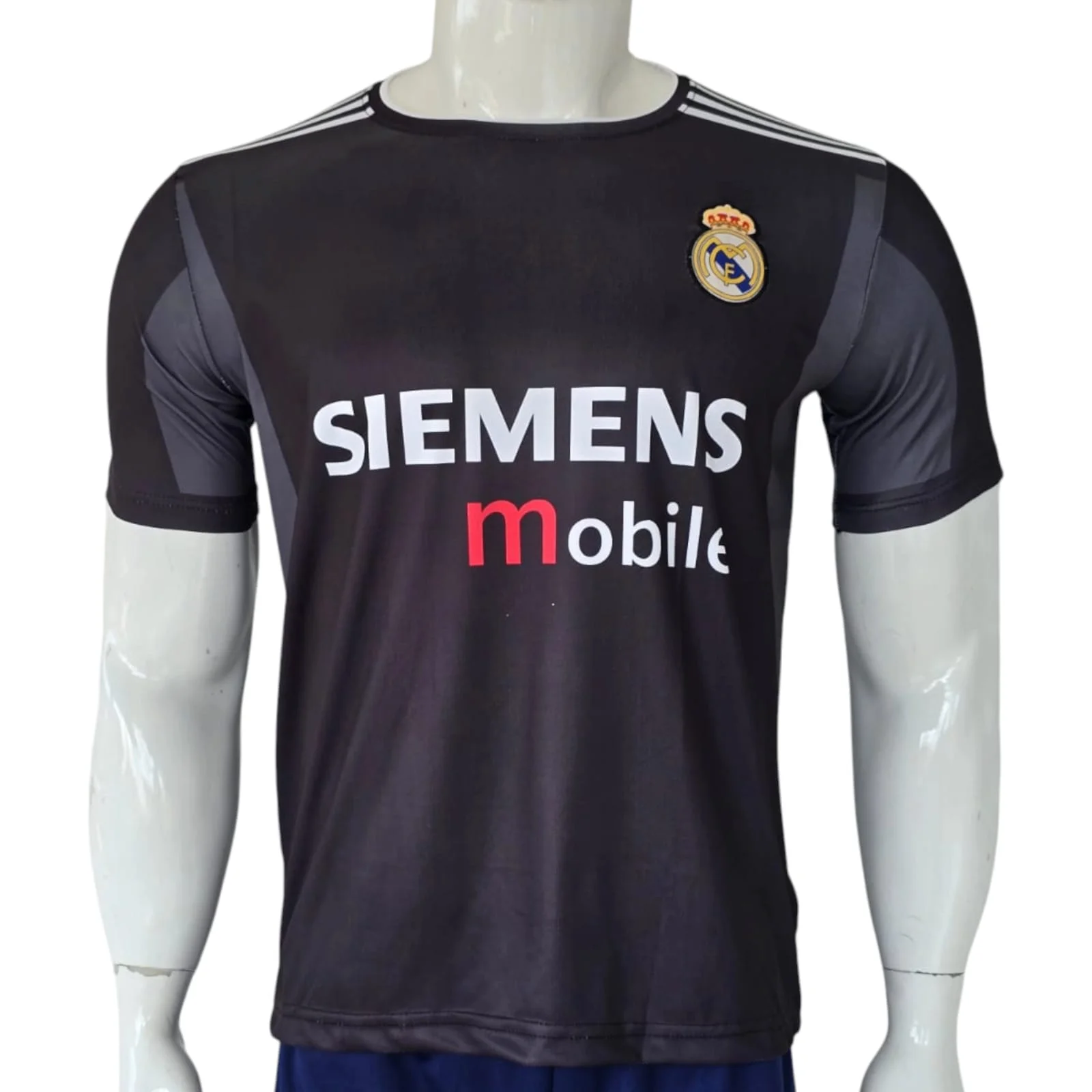 Real Madrid 2004/05 Retro Away Jersey Real Madrid 2004/05 Retro Away Jersey