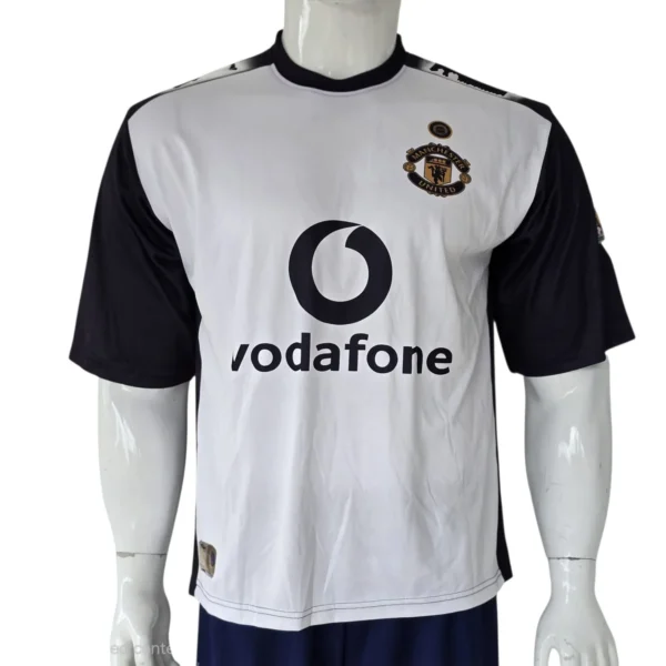 Manchester United 2001 Black & White Jersey